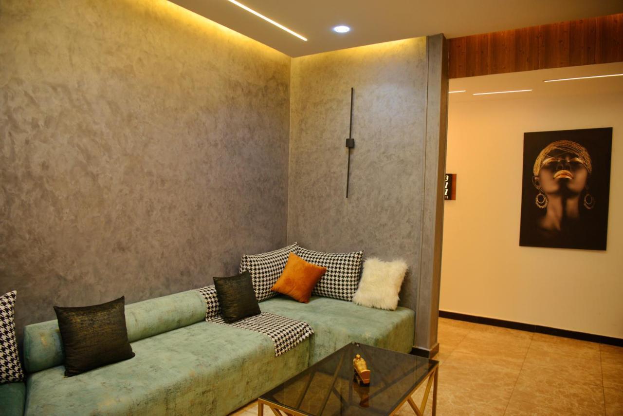 Hostal Museum Plaza *