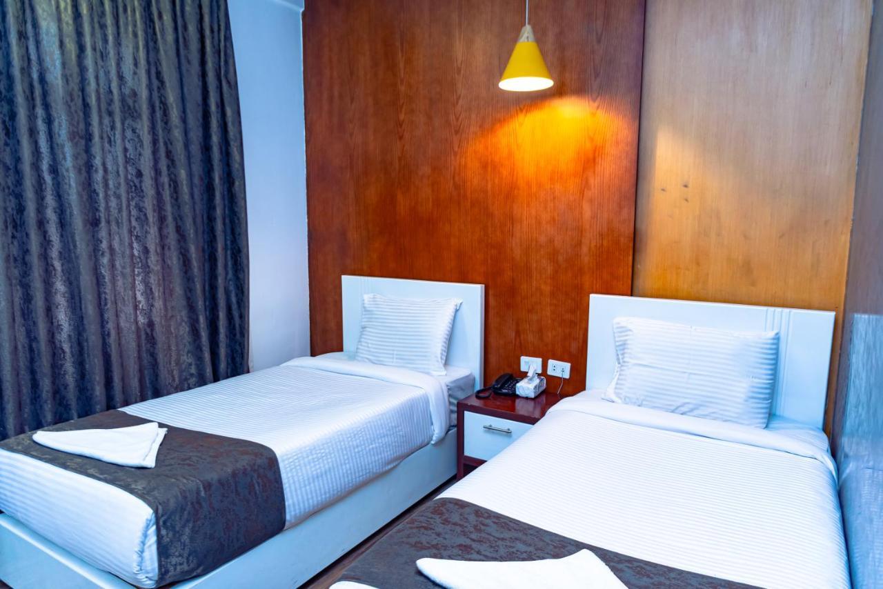 Museum Plaza Hostal