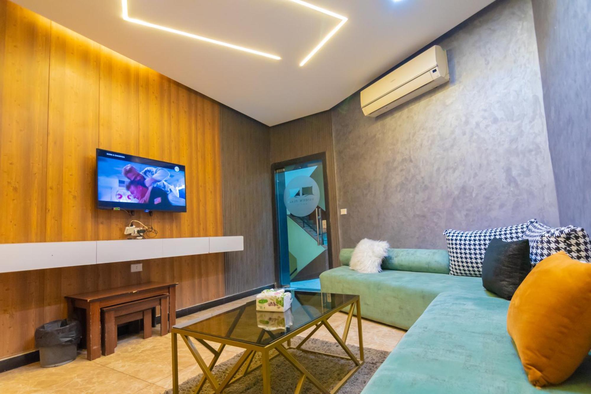 Museum Plaza Hostal