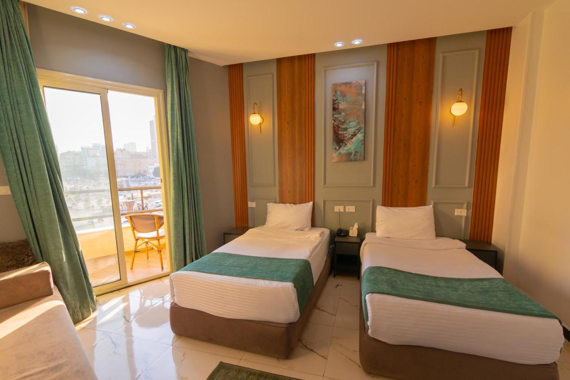 Hostal Museum Plaza El Cairo
